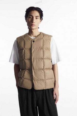 Men's COS Quilted Padded Liner Vest | 8172ZREQG