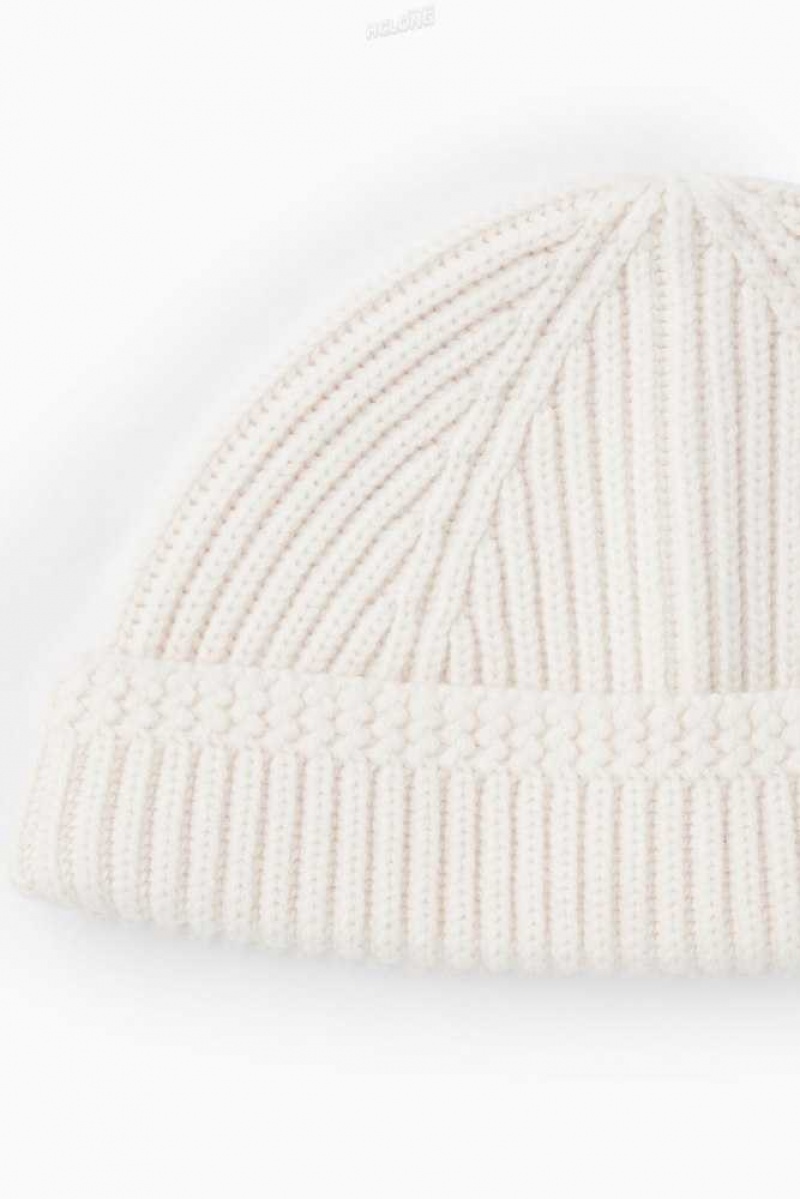 Men's COS Short Merino Wool Beanie | 7302WISYF