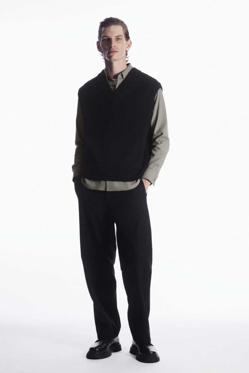 Men's COS V-Neck Textured-Wool Vest Black | 4681ENHDJ